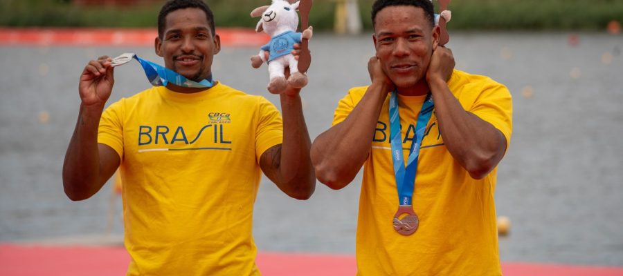 Jacky Godmann e Gabriel Nascimento são prata no Mundial de Canoagem
