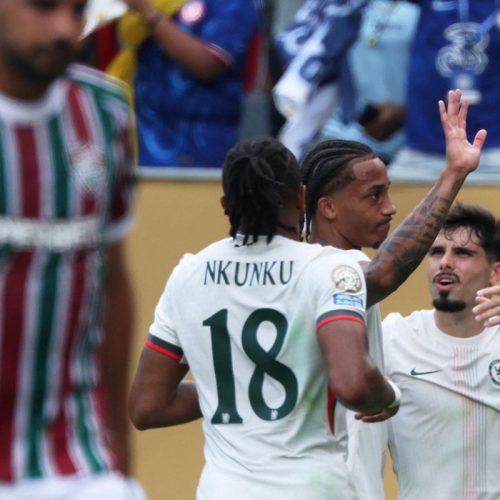 João Pedro marca dois e tira Fluminense da Copa do Mundo de Clubes