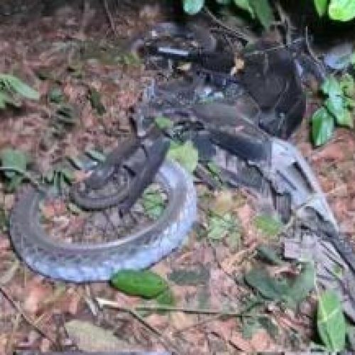 Jovem de 19 anos morre em acidente entre moto e carro, e namorada fica ferida