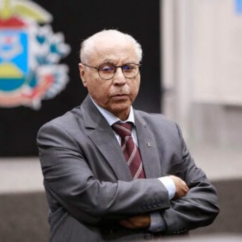 Júlio Campos cobra reação do União Brasil para preparar chapa de deputados