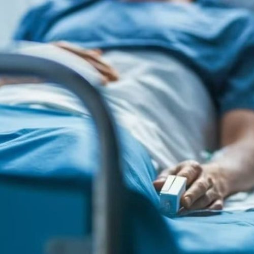 Justiça determina que Estado custeie cirurgia de R$ 100 mil para paciente com Parkinson