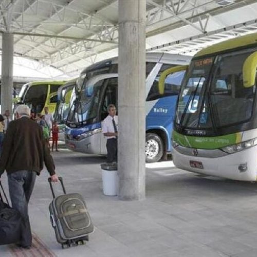 Justiça garante transporte gratuito em qualquer ônibus para idosos e pessoas com deficiência