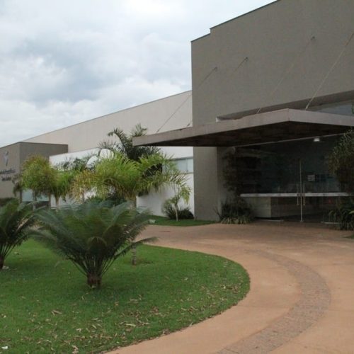 Justiça inicia pagamento a ex-empregados de hospital e dará prioridade a quem aceitar descontos