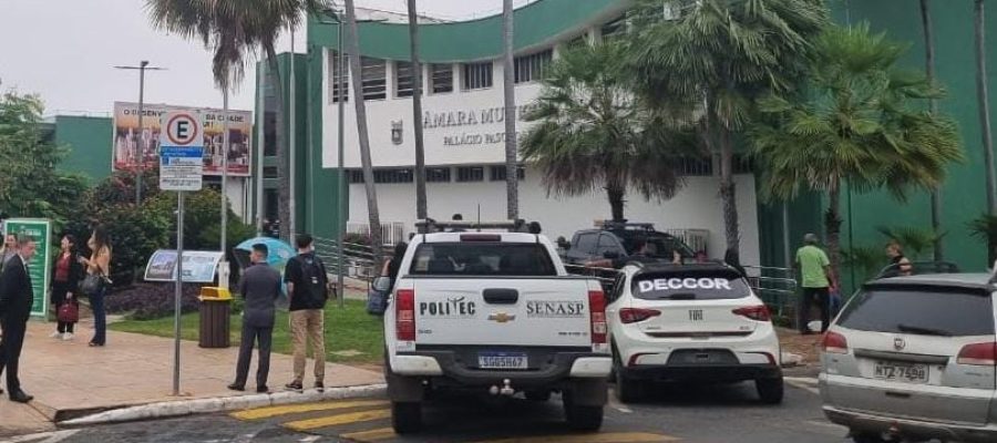 Justiça manda Câmara pagar salários de vereadores afastados por suspeita de corrupção em Cuiabá