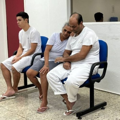 Justiça marca júri de mãe, filho e atirador por assassinato de empresário e vendedor na capital