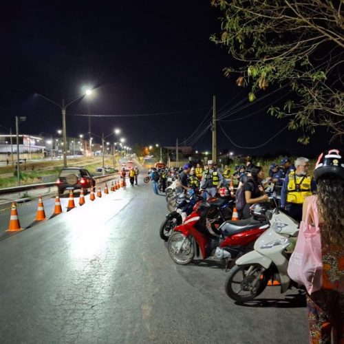 Lei Seca para motociclistas termina com um preso e 64 motos removidas em Cuiabá