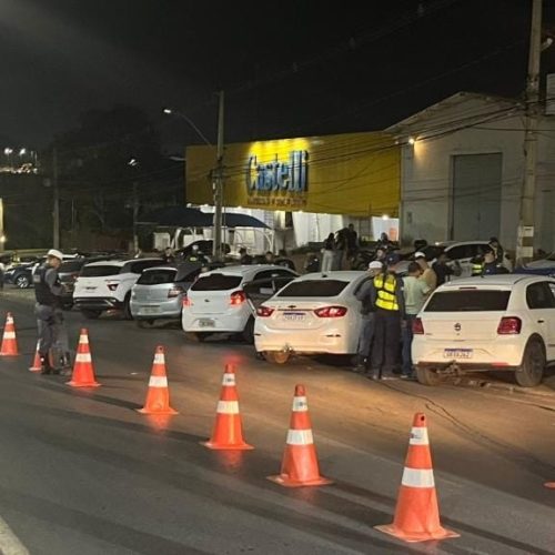 Lei Seca prende 13 condutores embriagados na madrugada deste sábado