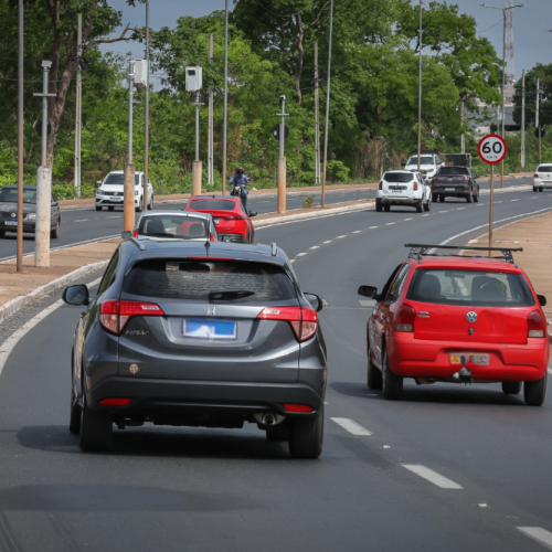 Licenciamento de veículos com placa final 9 deve ser pago até 30 de setembro