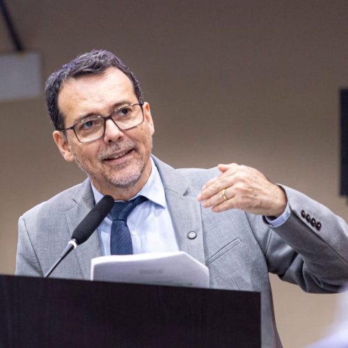 Lúdio critica proposta de anistia e diz que Bolsonaro deveria ter reconhecido derrota em 2022
