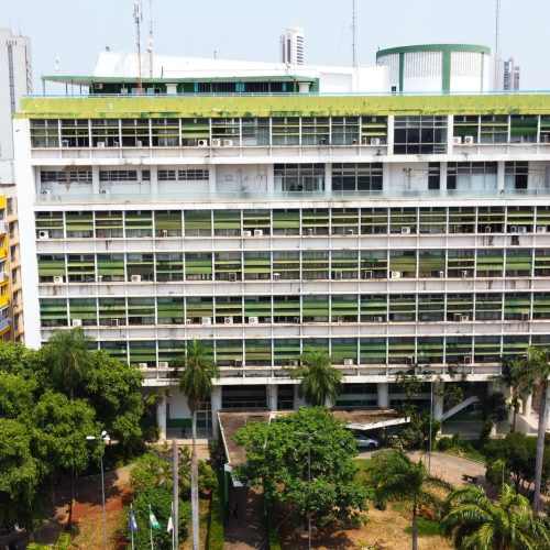 MP aponta irregularidades e prefeitura vai investigar consignados de 13 mil servidores em Cuiabá