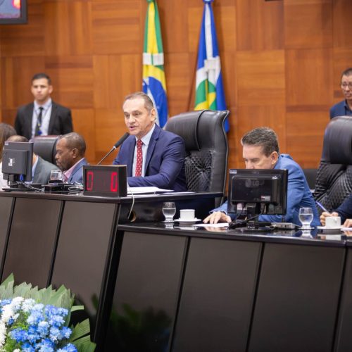 MT tem 300 mil contratos e chefe do Procon e do Banco do Brasil poderão ser intimados pela AL