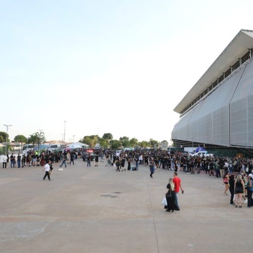 Maioria do público do show do Guns N’ Roses é de MT e 33% de outros estados, aponta pesquisa