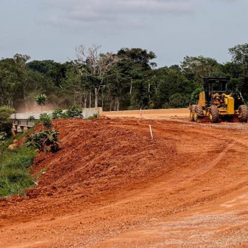 Mato Grosso licita R$ 233 milhões em obras para asfalto e pontes em vários municípios