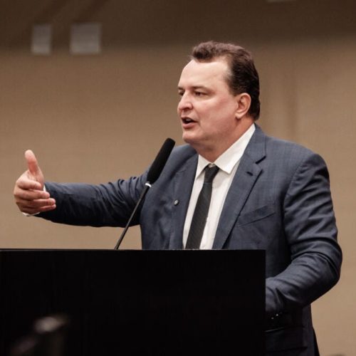 Max Russi comemora arquivamento da PEC da Blindagem