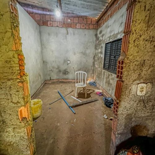 Membro de facção criminosa morre em troca de tiros e PM resgata 14 pessoas de 'salve'