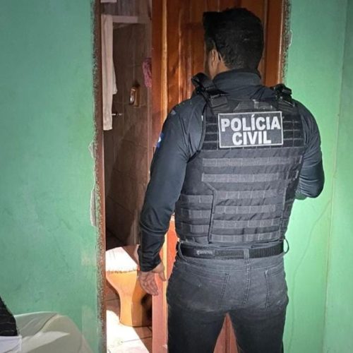 Membros de facção envolvidos com o tráfico de drogas em Cuiabá e VG são alvos da PC