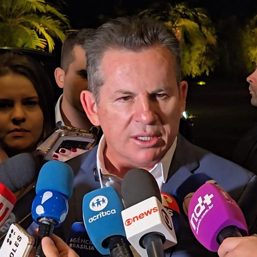 Mendes acusa Alcolumbre de “autoritarismo” ao não pautar impeachment de ministro do STF