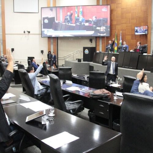 Mesa Diretora protocola ação contra cobrança retroativa de ICMS sobre energia solar