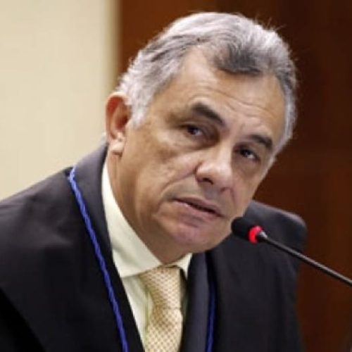 Ministro do STF mantém suspensão de pensões acumulados de Bosaipo