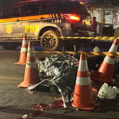 Motociclista morre atropelado por carreta ao tentar atravessar Rodovia dos Imigrantes em VG