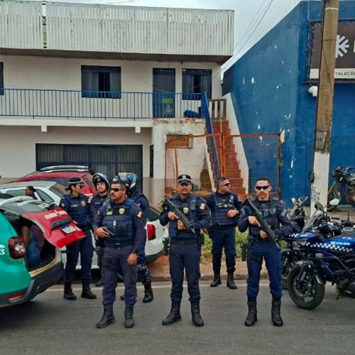 Motorista de aplicativo com mandado de prisão em aberto por homicídio é preso