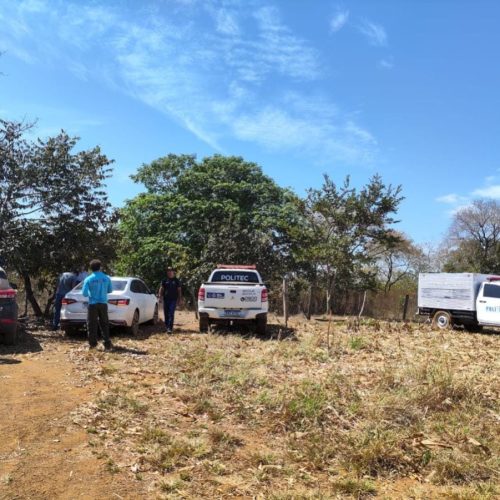 Mulher morrer com tiro acidental e marido comete suicídio em MT; adolescente fica ferido