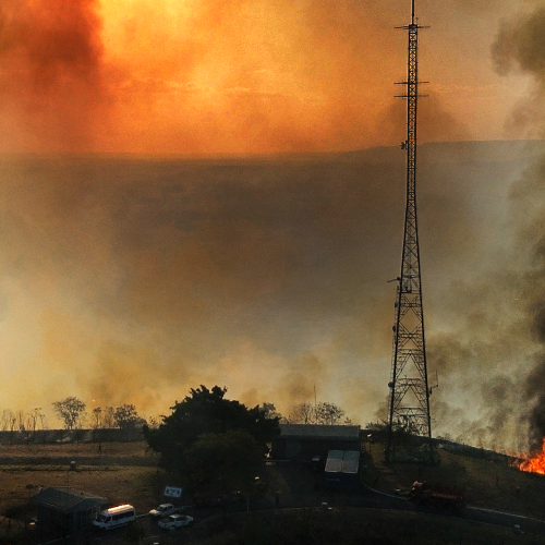 Município decreta estado de emergência por causa de incêndio que atinge parque estadual há 4 dias
