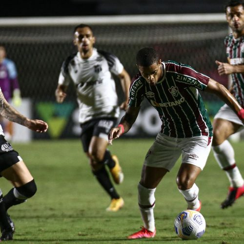 Nacional transmite partida entre Ceará e Fluminense neste domingo