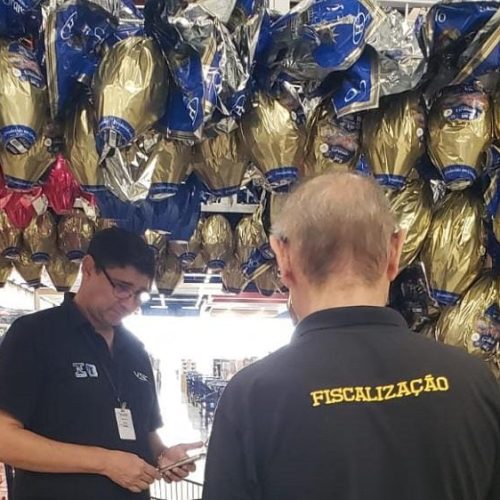 Operação especial fiscaliza chocolates e pescados em Cuiabá e Várzea Grande