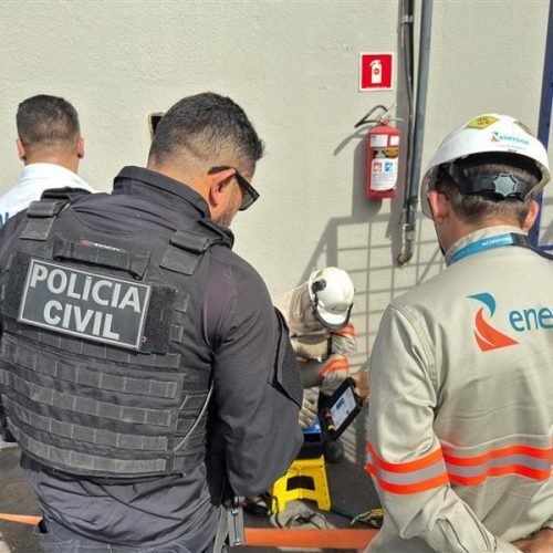 Operação flagra furto de energia em hamburgueria, casas de alto padrão, postos e mercados