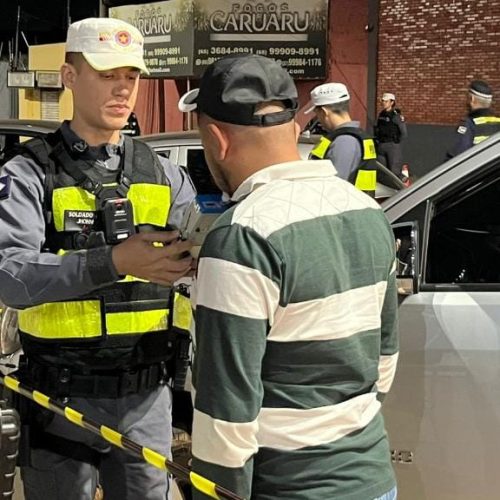 Operação prende oito pessoas e remove 46 veículos em Várzea Grande
