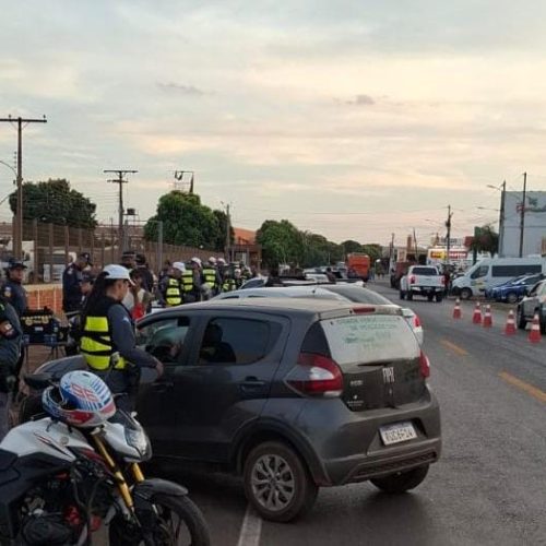 Operação resulta em seis presos por embriaguez e 47 veículos removidos em VG