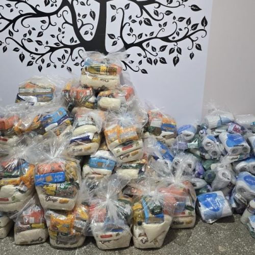PC apreende 92 cestas básicas que seriam distribuídas por facção para 'aliciar' moradores
