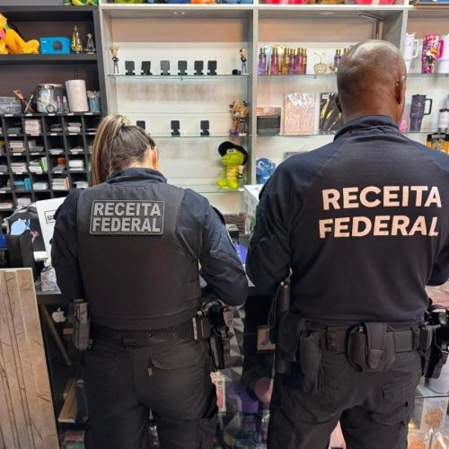 PF e Receita fazem operação para apreender cigarros eletrônicos contrabandeados