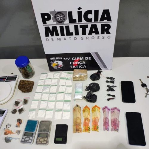 PM prende cinco pessoas por tráfico de drogas e apreende 51 porções de entorpecentes