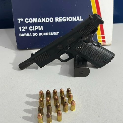 PM prende homem e mulher suspeitos por ameaça e apreende arma de fogo