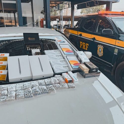 PRF apreende veículo com anabolizantes, medicamentos ilegais e eletrônicos em MT