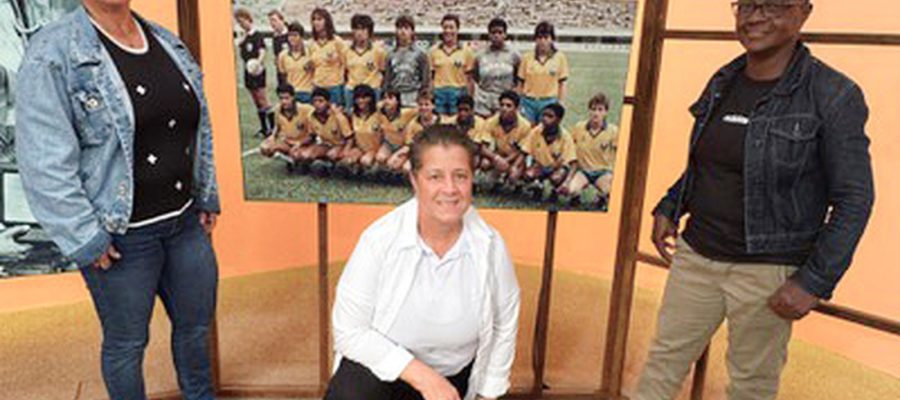 Pioneiras do futebol contam trajetória no programa Sem Censura