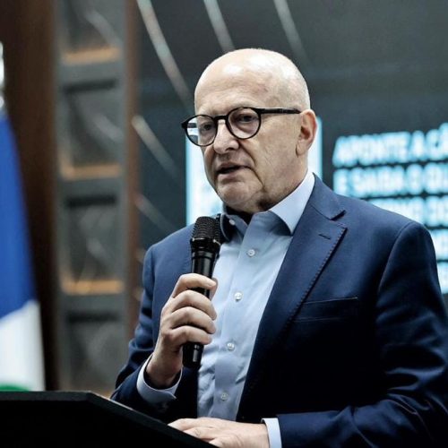 Pivetta se aproxima de prefeitos do PL e não descarta aliança com sigla em 2026