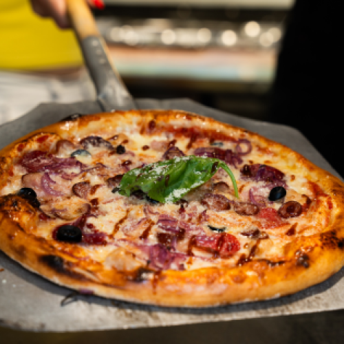 Pizzaria em Cuiabá é condenada por litigância de má-fé e ato atentatório contra Justiça