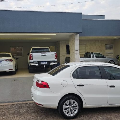 Polícia Civil apreende carros de luxo, bolsas Gucci e joias em operação contra facção em Cuiabá