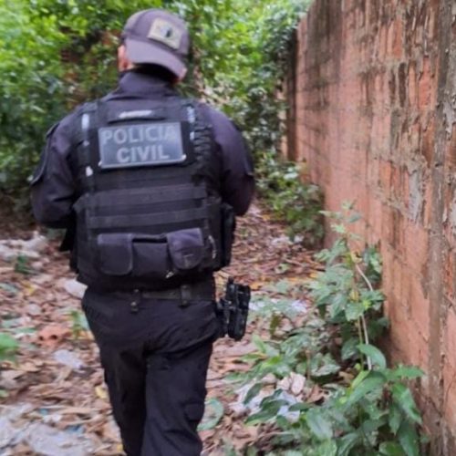 Polícia Civil deflagra operação contra facionados por cemitério clandestino com onze corpos em MT