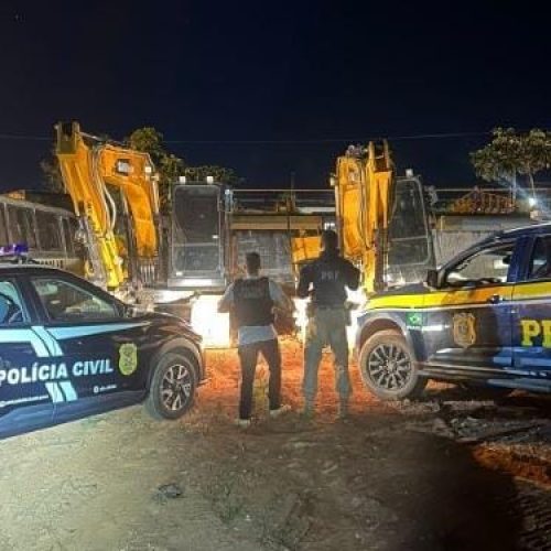 Polícia Civil e PRF recuperam escavadeiras furtadas no Rio de Janeiro em Mato Grosso