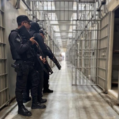 Polícia Penal detém 151 visitantes por tentarem entrar com materiais proibidos em unidades prisionais