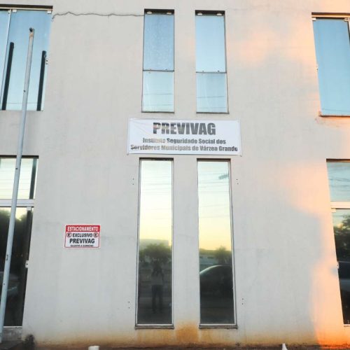 Prefeita sanciona lei que atualiza regime próprio de previdência em Várzea Grande