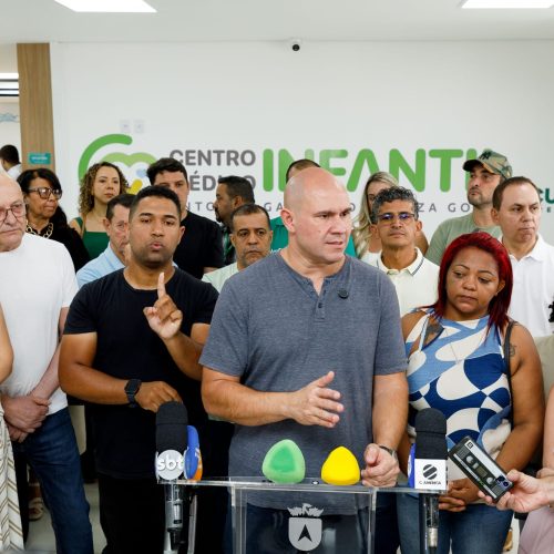 Prefeito ameaça terceirizar serviços da saúde se houver greve por corte na insalubridade em Cuiabá