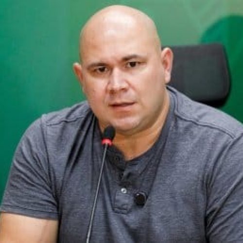 Prefeito de Cuiabá alerta para instabilidade econômica após decisão do STF contra Bolsonaro