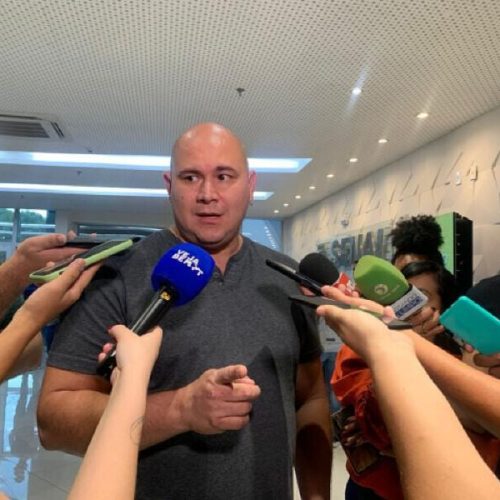 Prefeito diz que alvos de operação foram definidos pela polícia e nega ter denunciado vereador
