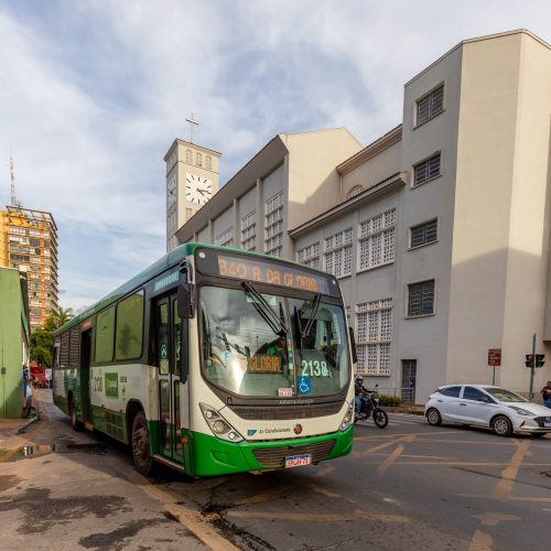 Prefeitura disponibiliza linhas de ônibus para atender o jogo Cuiabá x Coritiba no domingo