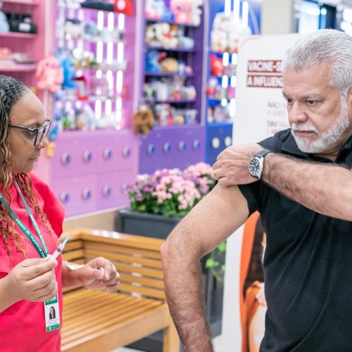 Prefeitura faz 2ª rodada de vacinação contra gripe em Cuiabá neste sábado